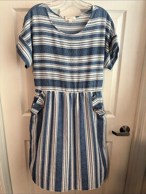 Hailey & Co. Striped Midi Dress in Blue & White Size Medium